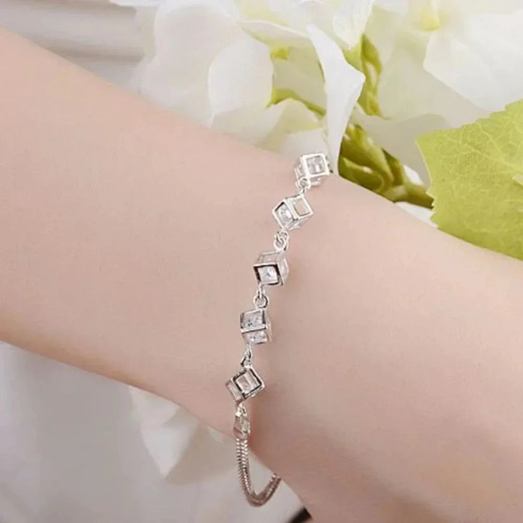 925 Sterling Silver Caged Diamond Cube Bracelet - Picture 6 of 6